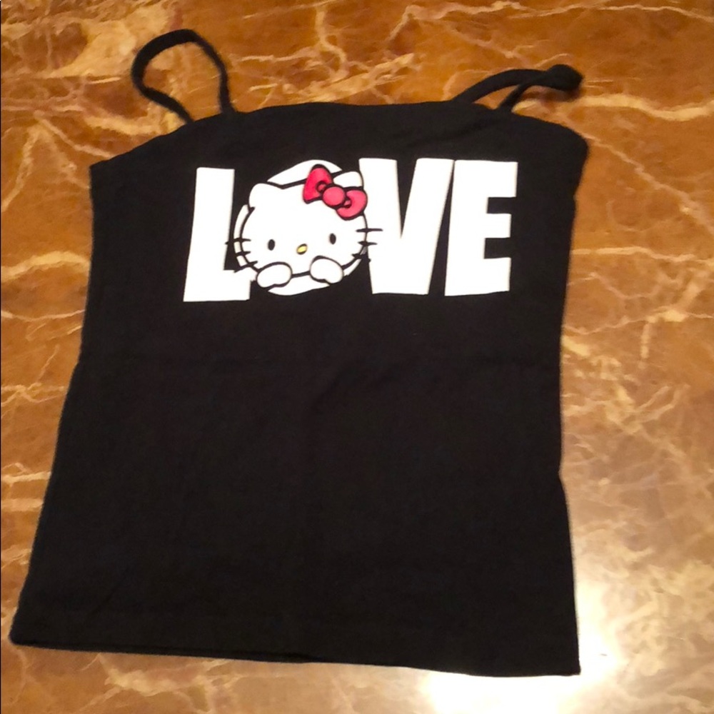 A hello kitty black shirt
